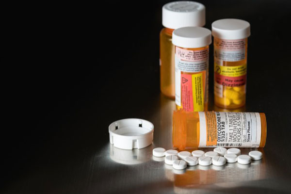 Texas Physicians May Prescribe Controlled Substances